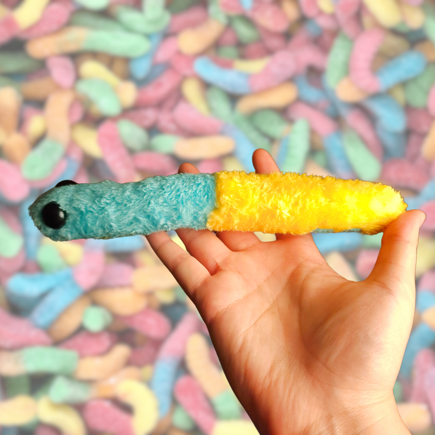 sour gummy worm (weighted)